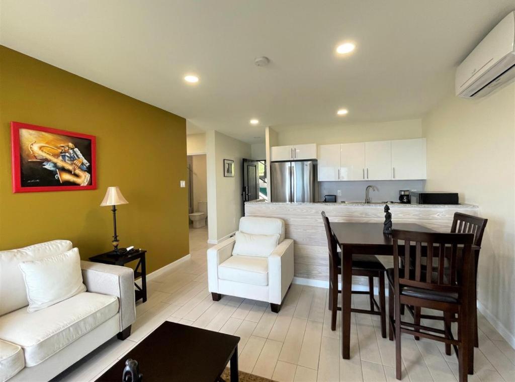 Hillsboro Condominiums Basseterre Buitenkant foto