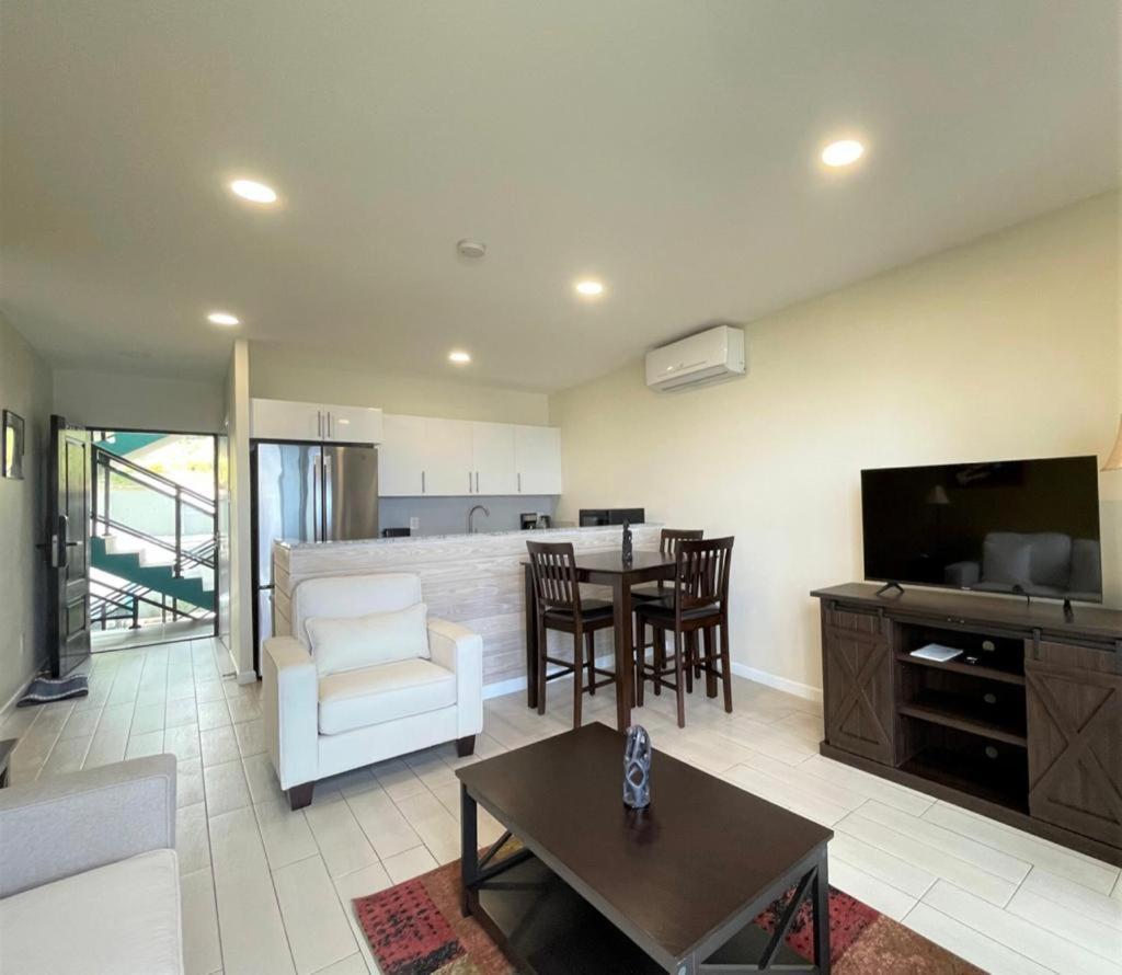Hillsboro Condominiums Basseterre Buitenkant foto